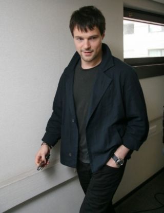  -  . att-525baa02e7eec5718.jpg
