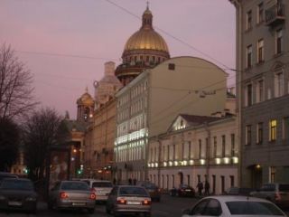  - . att-530cf416a8265017.jpg