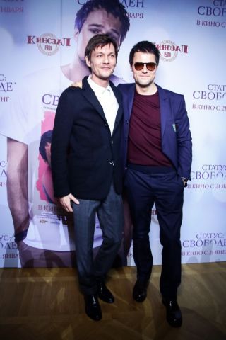  -  . att-567b980ab452duTo8.jpg